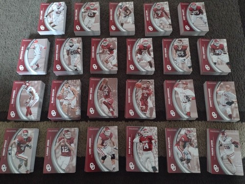 Oklahoma Sooners - 4 juegos completos de tarjetas Panini 2016 - Peterson, Hield, Sims + - Imagen 2 de 2