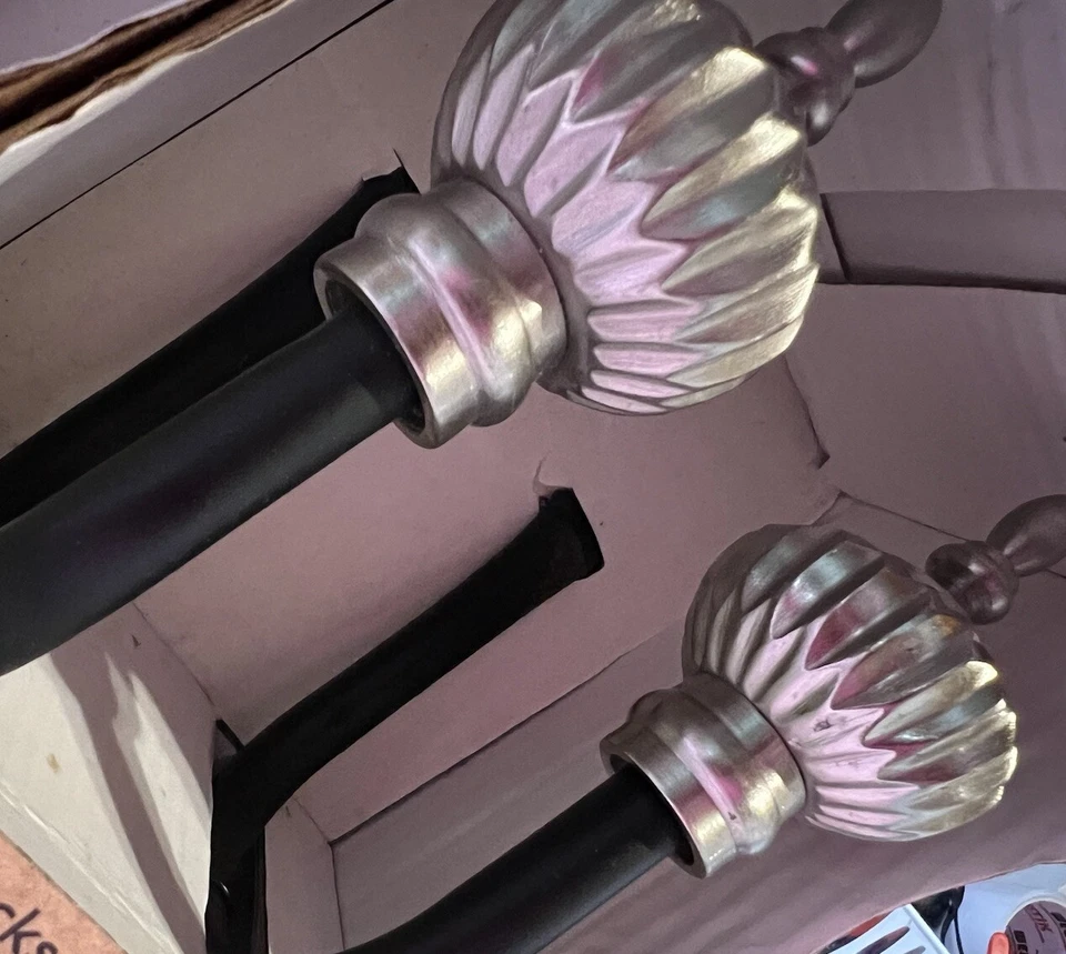 Corbatas Allen + Roth acabado negro con remates de bola plateada - ¡4 en total! Foto 3 de 4