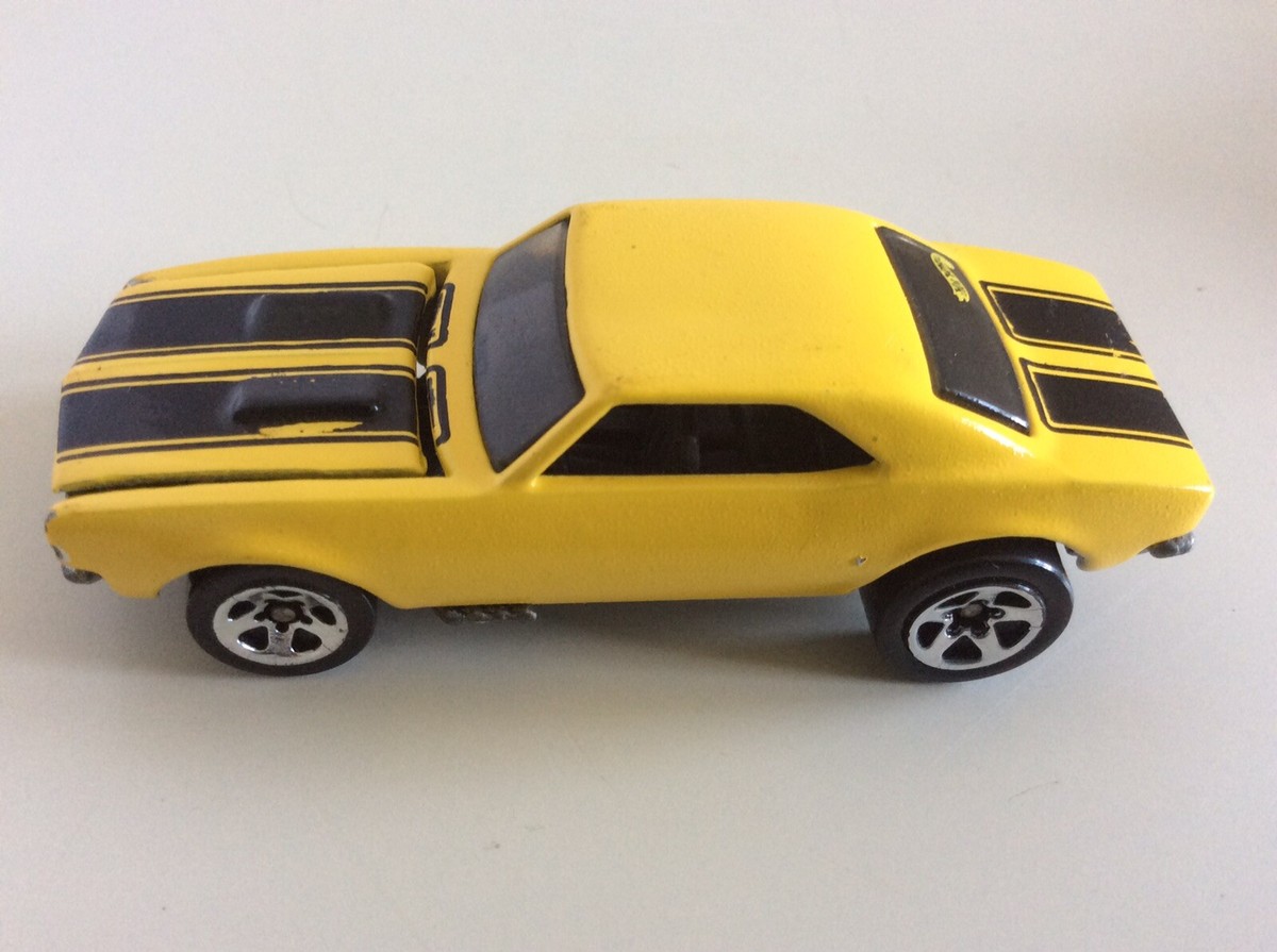 ホットウィール　67 CAMARO レア Amazon.com: Hot Wheels - '67 Camaro (Chevrolet) - Collector