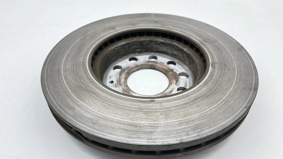 Volkswagen Golf Jetta Beetle 2010-2022 rotor de freno de disco OEM #5C0615301D Foto 3 de 4