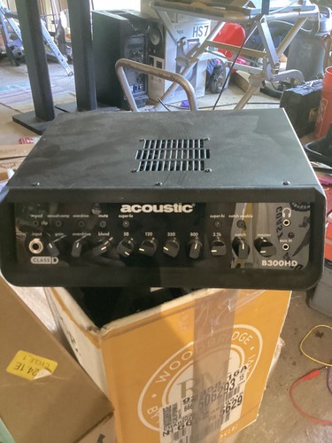 Acoustic B300HD 300W Bass Amp Head