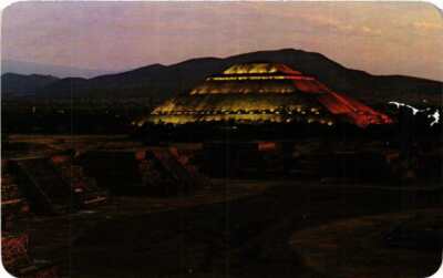 CPM AK Nocturna de Plaza de la Luna y Piramide del Sol MEXICO (648453)