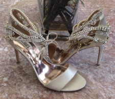 BADGLEY MISCHKA Bonita Rhinestone Jewel Ivory Satin Heel Pump Size 9.5 EUC  245