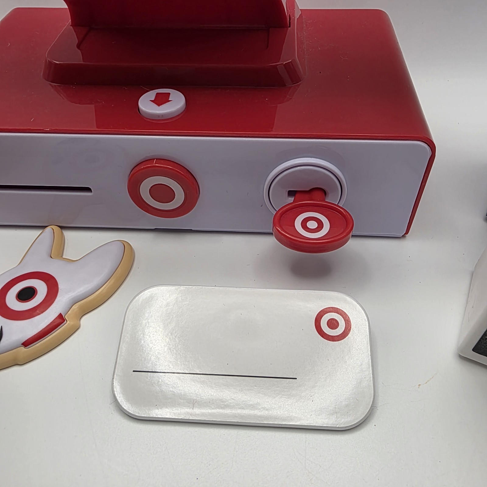как выглядит Kids Play Target Cash Register Food Bags Lot Pretend Play Scanner Name Tag фото