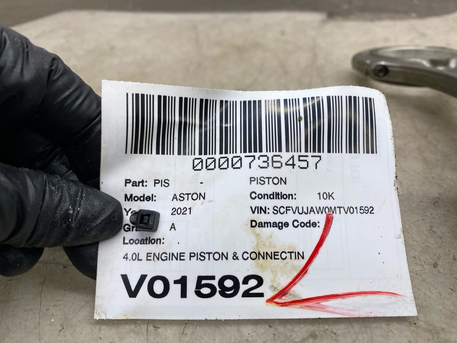 2020-2025 ASTON MARTIN DBX OEM 4.0L ENGINE PISTON & CONNECTING ROD SET