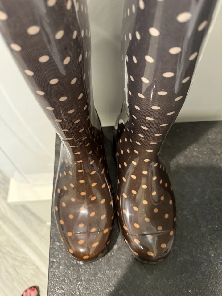 Botas de Lluvia UGG Sienna Diseño Lunares Marrón Talla 6 M Foto 3 de 4