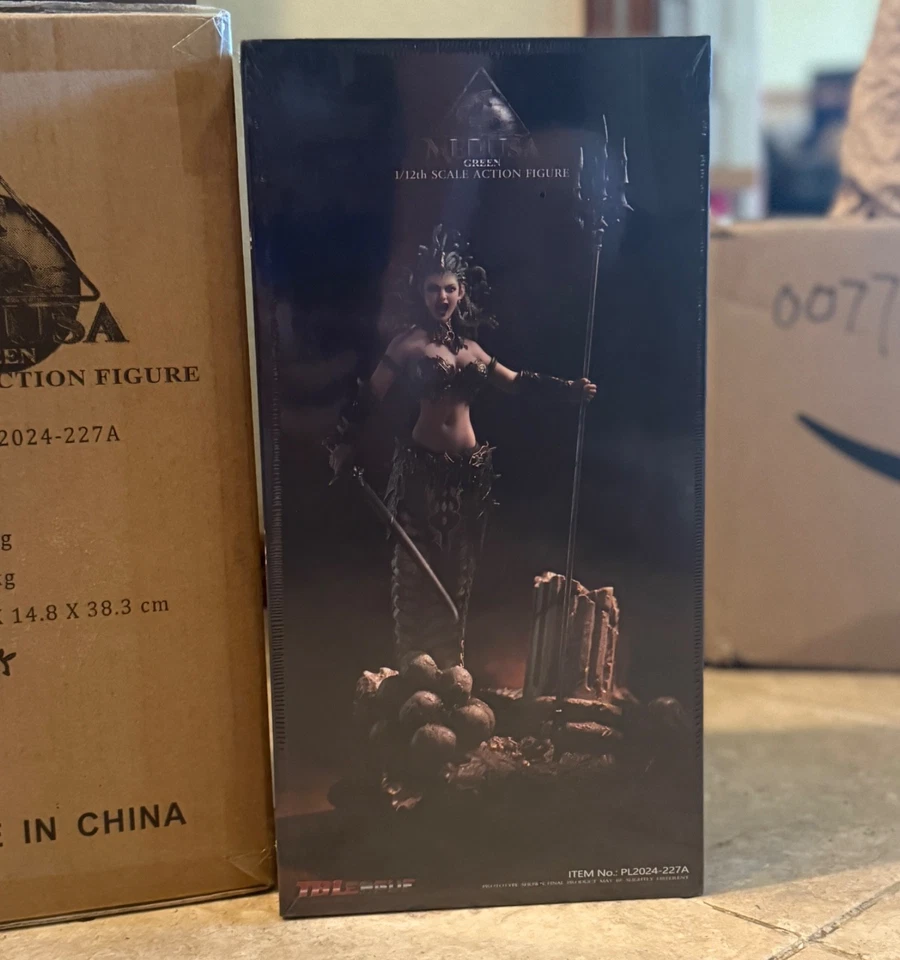 Figura de acción TBLeague PL2024-227A mitología griega Medusa verde 1/12 EN STOCK Foto 2 de 2