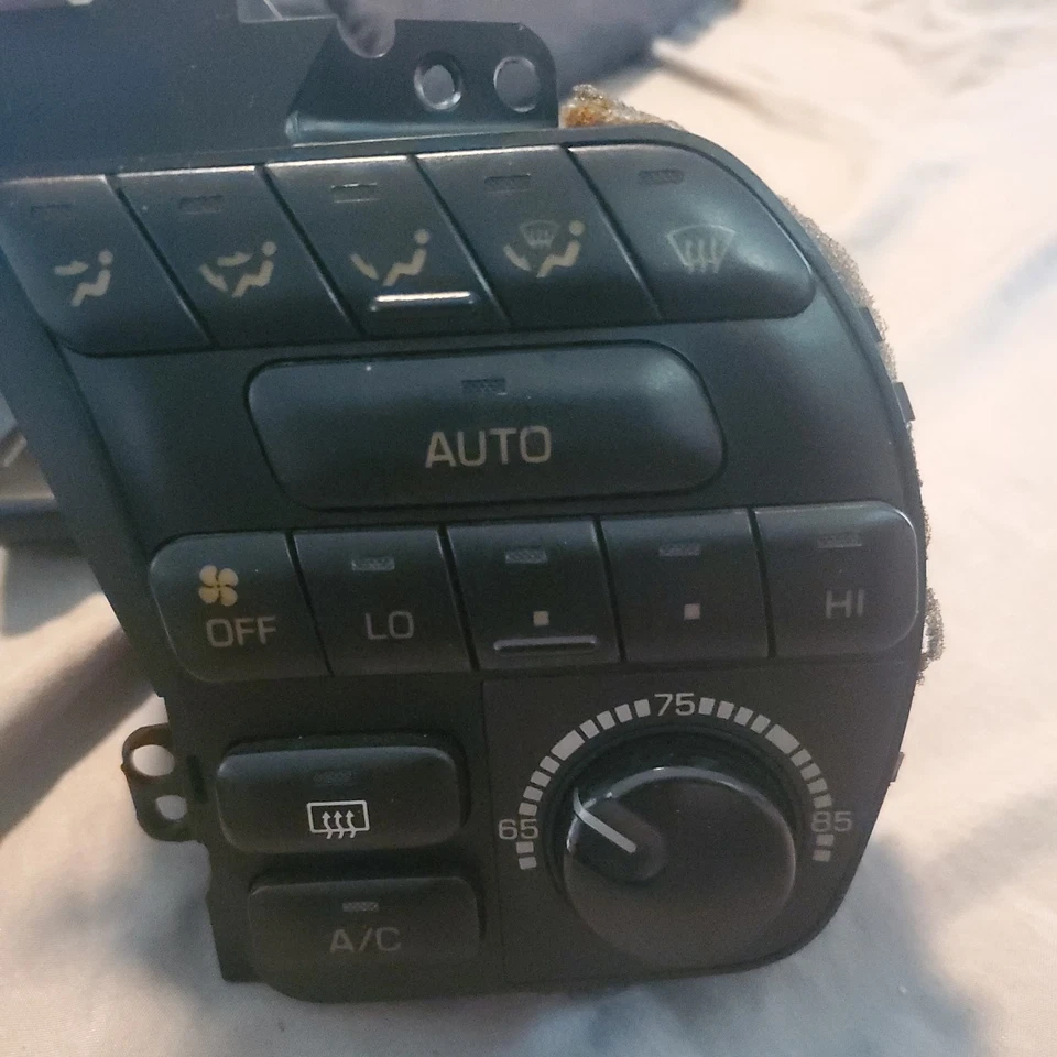Toyota Celica 1990 interruptor de control de temperatura con aire acondicionado Foto 3 de 4