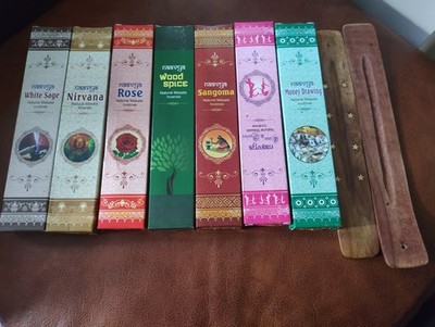 Räucherstäbchen (7 Packungen) sortiert + 2 Räucherstäbchenhalter aus Holz Aschefänger
