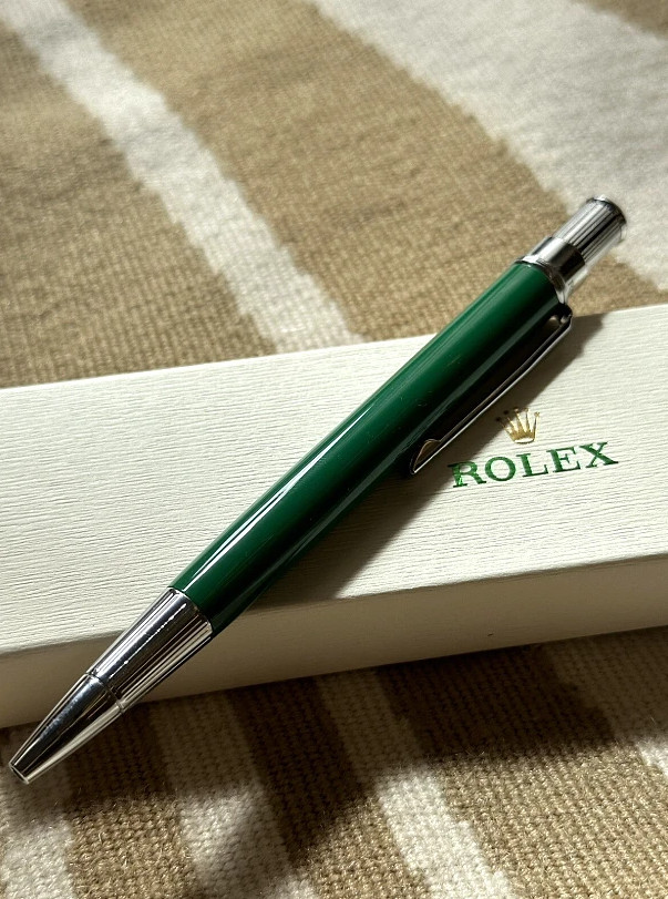 Разное Rolex Submariner Green Ballpoint Pen