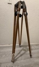 OCONNOR FLUID HEAD MODEL 30 TRIPOD ONLY NO HEAD SOLD AS-IS FOR PARTS NO COMPLET