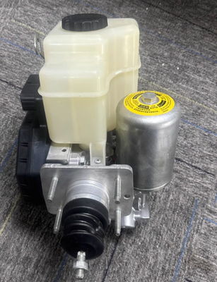 89541-60120 ABS Brake Pump Master for Toyota Land Cruiser Lc200