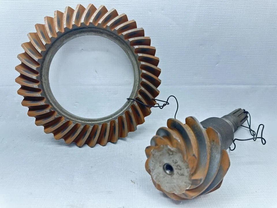 Juego de anillos y piñones Chevrolet Master DeLuxe NORS 1937 1938 1939 relación 38-9 #602443 Foto 2 de 4