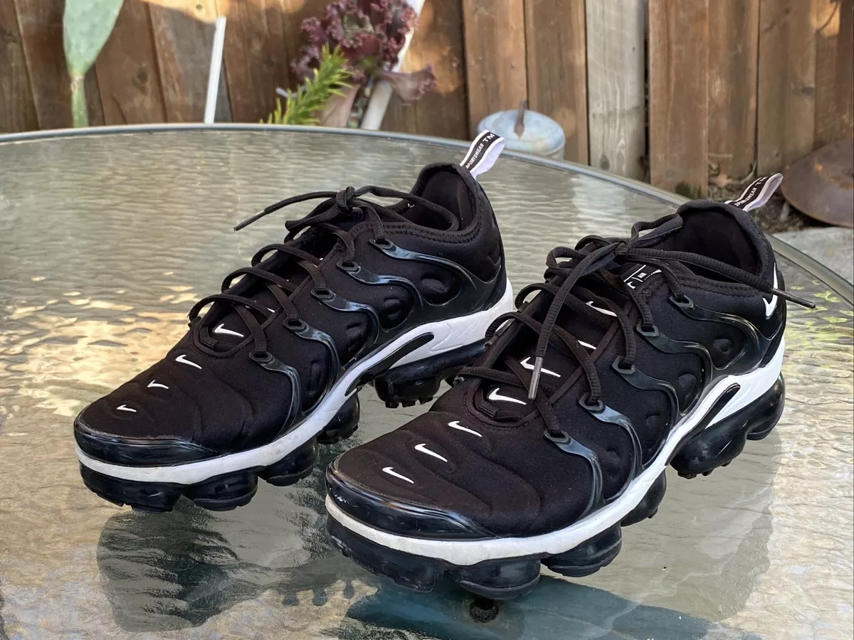 Nike Air VaporMax Plus Black Over Branding Size 8.5 Mens US 2018