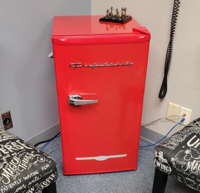 Mini Fridge Freezer Retro Red Dorm Basement Sunroom Compact Refrigerator NEW