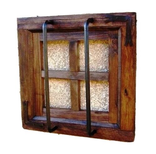 ventana rustica madera , medida 60 cm x 60 cm , con 2 rejas escuadras y forjadas - Imagen 1 de 1