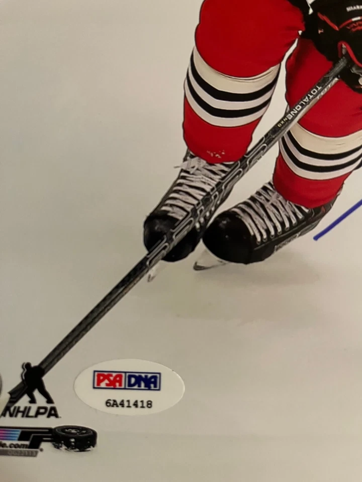 PATRICK SHARP Autographed Signed BLACKHAWKS 8x10 Photo PSA/DNA COA - Image 3 of 4