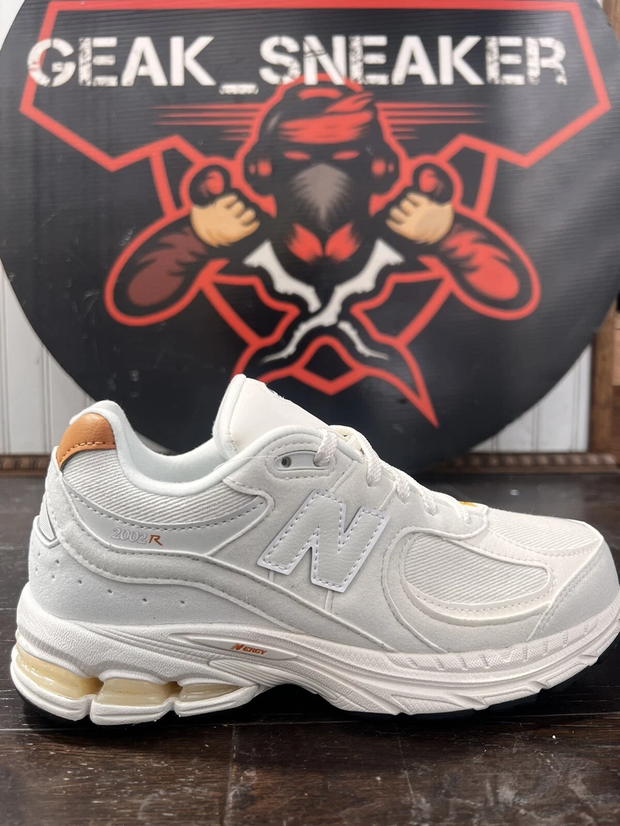 New top balance sandstone
