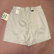 Vintage 1990  s Womens Lee Casual Shorts, Plain Front, Deadstock NWT, Size 8
