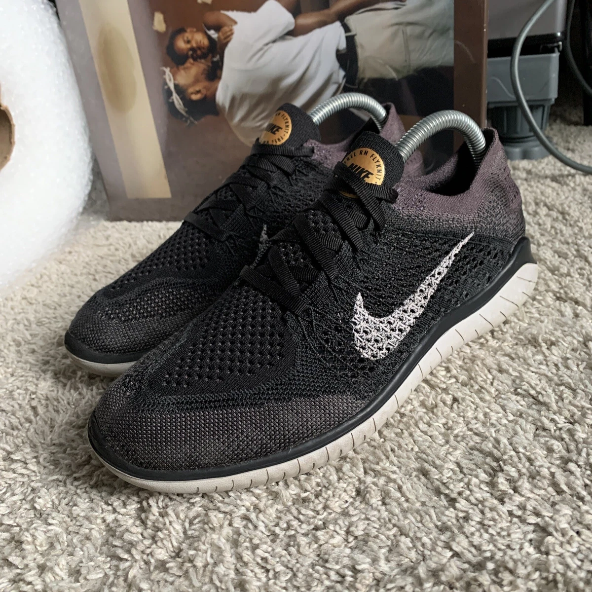 Nike free rn 2018 black gold hotsell