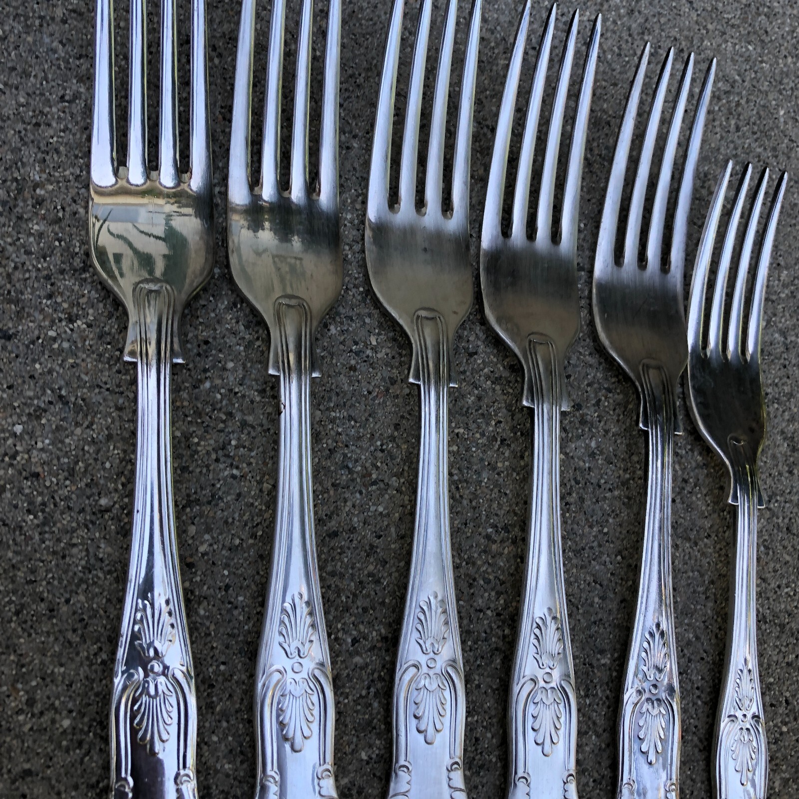 LOT OF 6 EPNS A1 SHEFFIELD ENGLAND Silver Plated Table Forks Kings