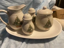 Cookie Platter With Creamer Sugar Bowl Salt & Pepper Shaker Set Christmas Design