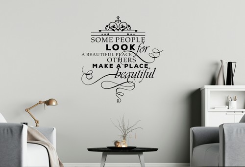 Sticker Mural Citation "La Femme Qui Suit La Foule" - Déco Vinyle Art Déco, Neuf Modèle A63
