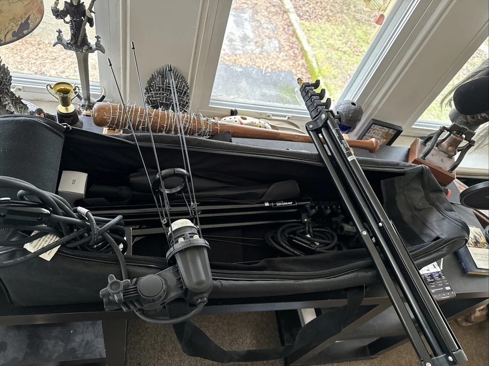 Kit de luzes e estojos Westcott Spiderlite, 2 suportes de título, alça, 3 lâmpadas e muito mais!! - Imagem 4 de 4