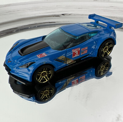 ミニカー 1/43 CHEVROLET CORVETTE C7.R 2015 Chevrolet Corvette C7.R, Le Mans GTE Pro winner 2015 (Spark) : r