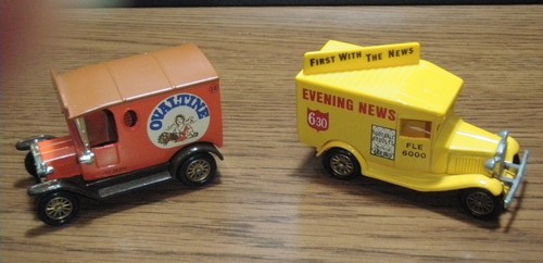 Vintage (1970s) 2 Lledo die-cast Days Gone, 'Evening News' & ‘Ovaltine’ Vans - Picture 9 of 9