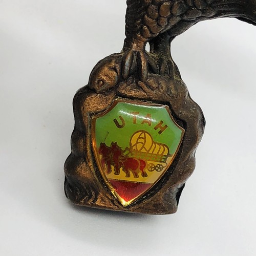 Portachiavi vintage bronzo aquila Utah souvenir stato con scudo carro coperto - Foto 5 di 5