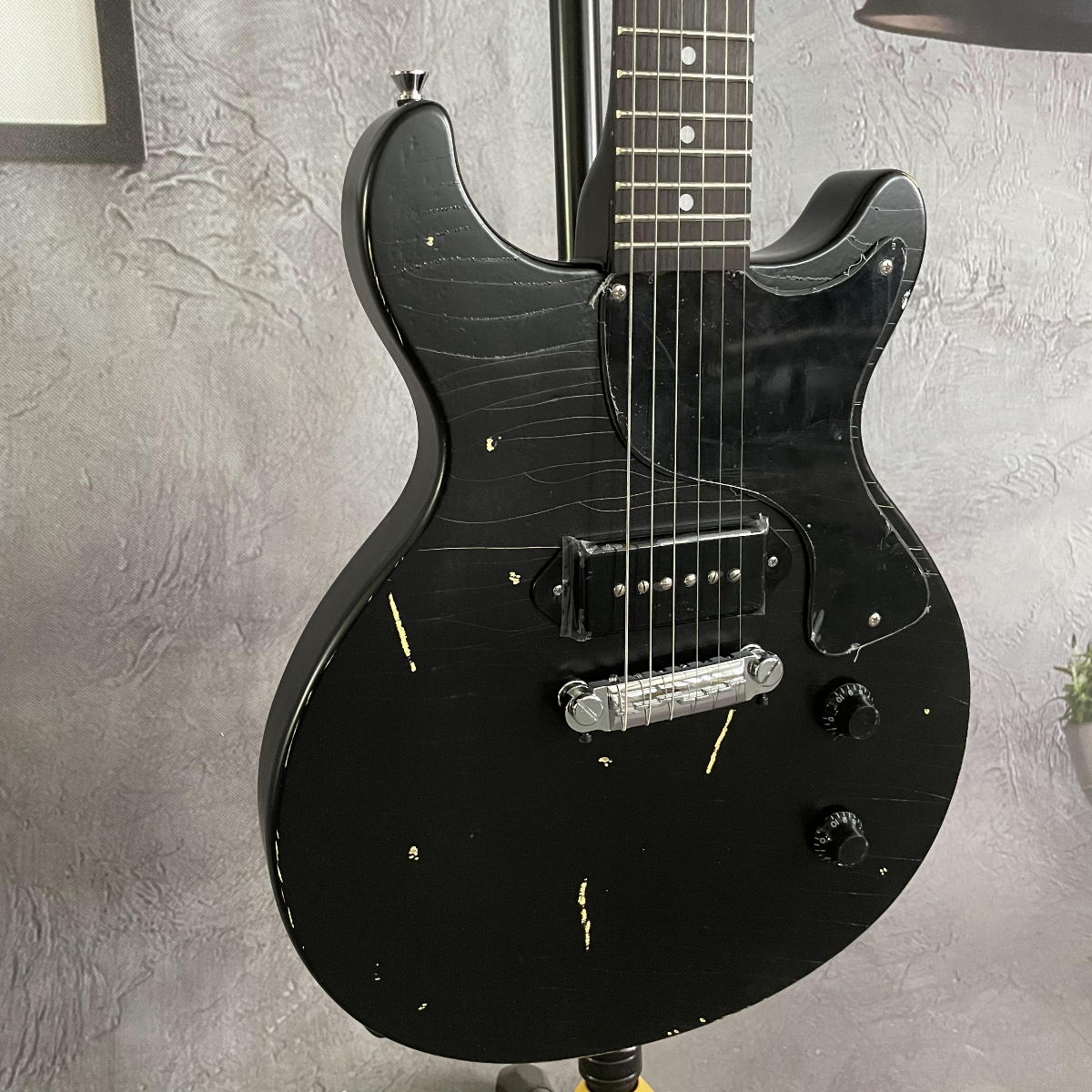 Relic Black 6Strings Electric Guitars P90 Pickups Black Pickguard Fast