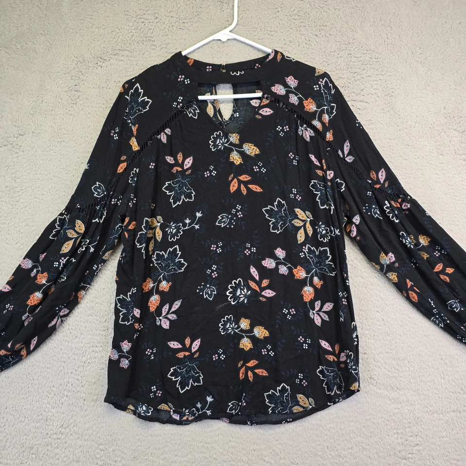 Maurices Top Womens Plus 1X Black Keyhole Neck Floral Hippie Western Cowgirl - Image 2 of 4