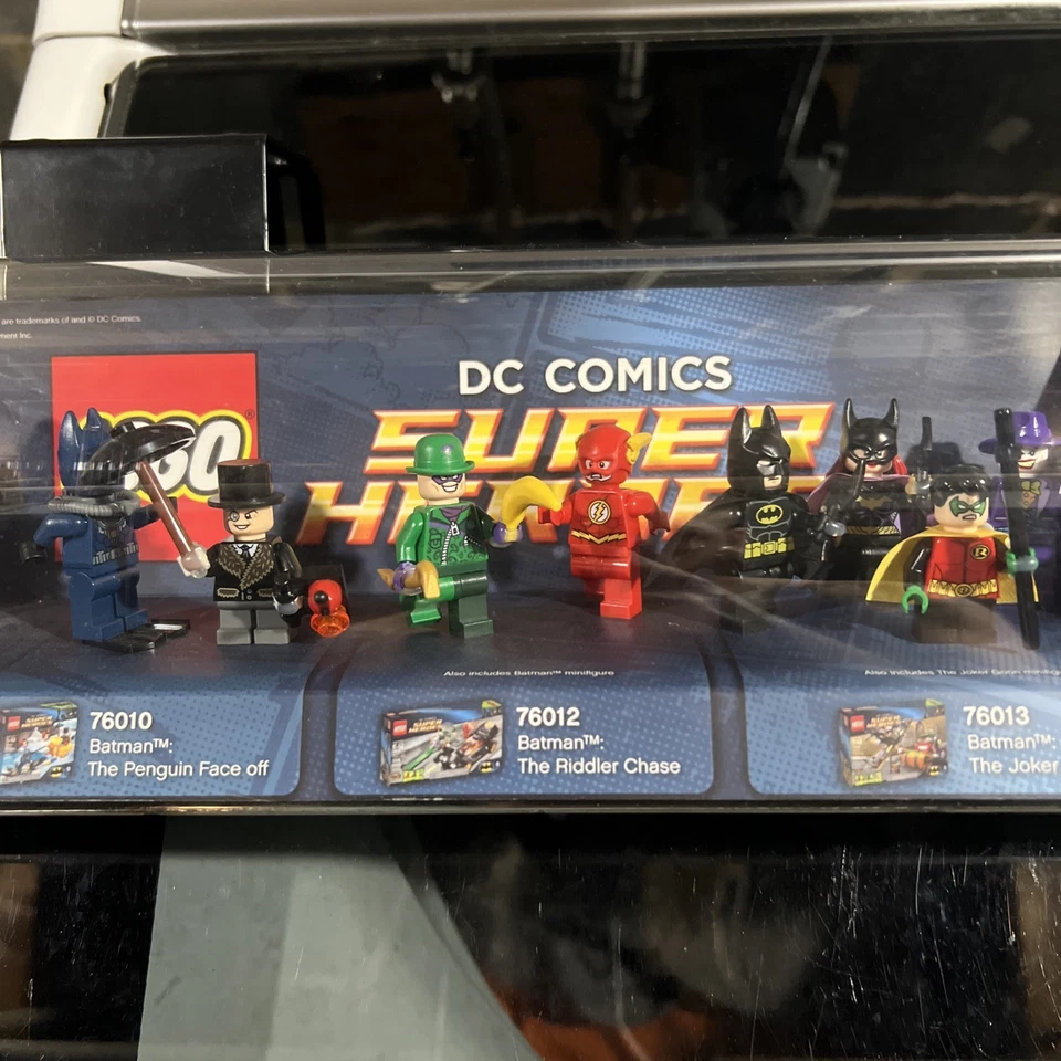 LEGO DC & Marvel Super Heroes Store Display Batman Spider-Man Hulk Joker !! - Image 3 of 4