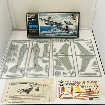 Minicraft Hasegawa Grumman A-6A Intruder 1/72 Model Kit #023 Complete