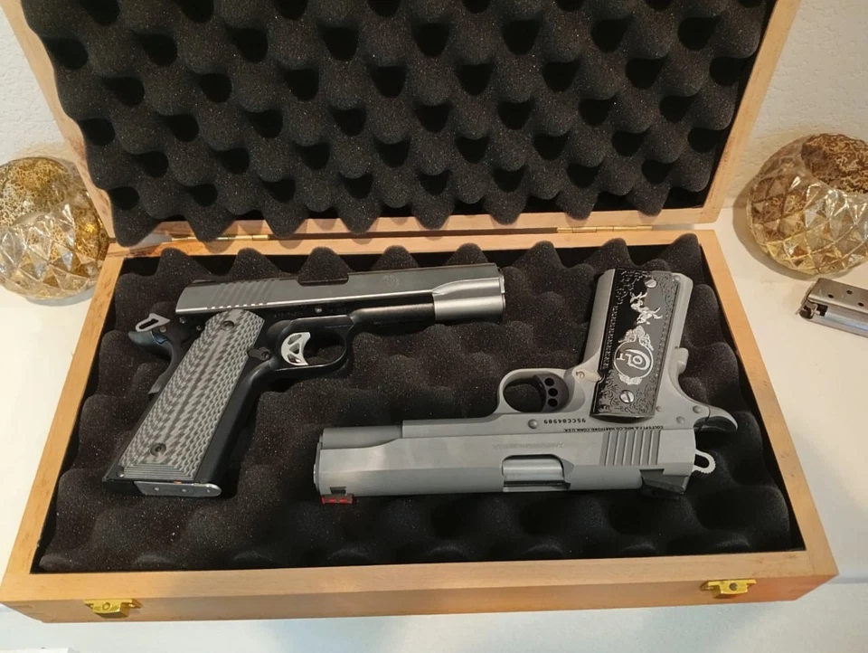 Smith & Wesson Pistol/Revolver Storage Box – Beech Wood, 9" x 16"x4". - Image 3 of 4