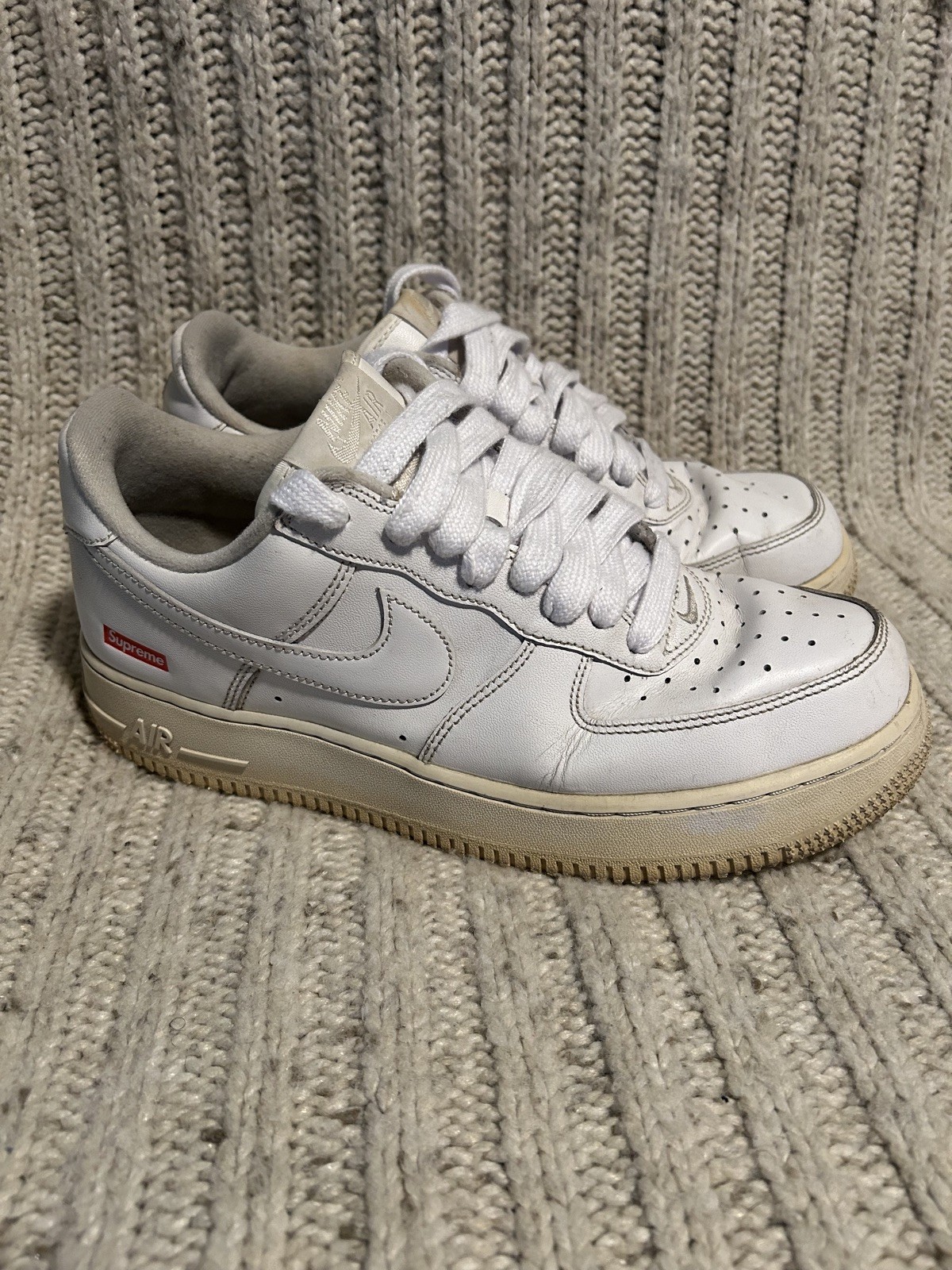 Size 8 - Nike Air Force 1 x Supreme Low Box Logo - White