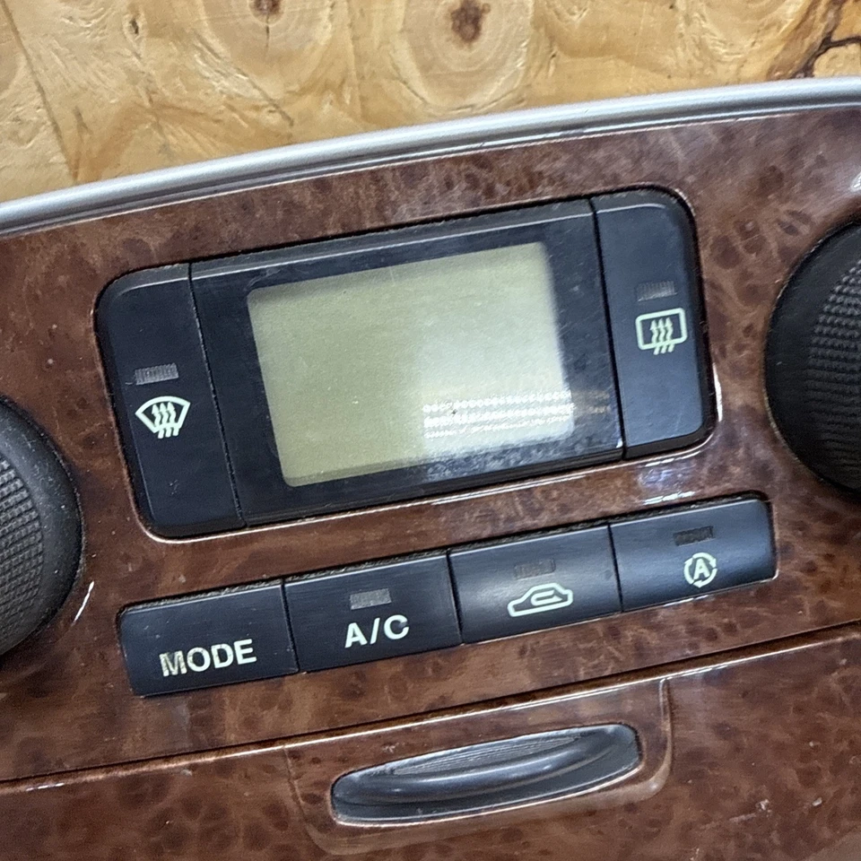 OEM 2007 Hyundai Sonata 3.3L A/C Heater Temperature Climate Control Switch Panel - Image 3 of 4