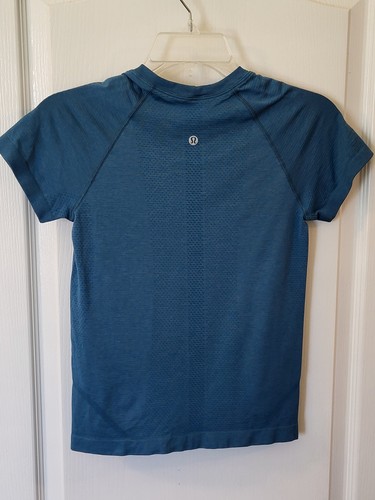 Lululemon Swiftly Tech Teal Short Sleeve Children's Size 4 Missing Tags - Picture 2 of 10
