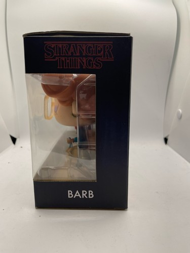 stranger things funko Eleven + Barb - Picture 4 of 5