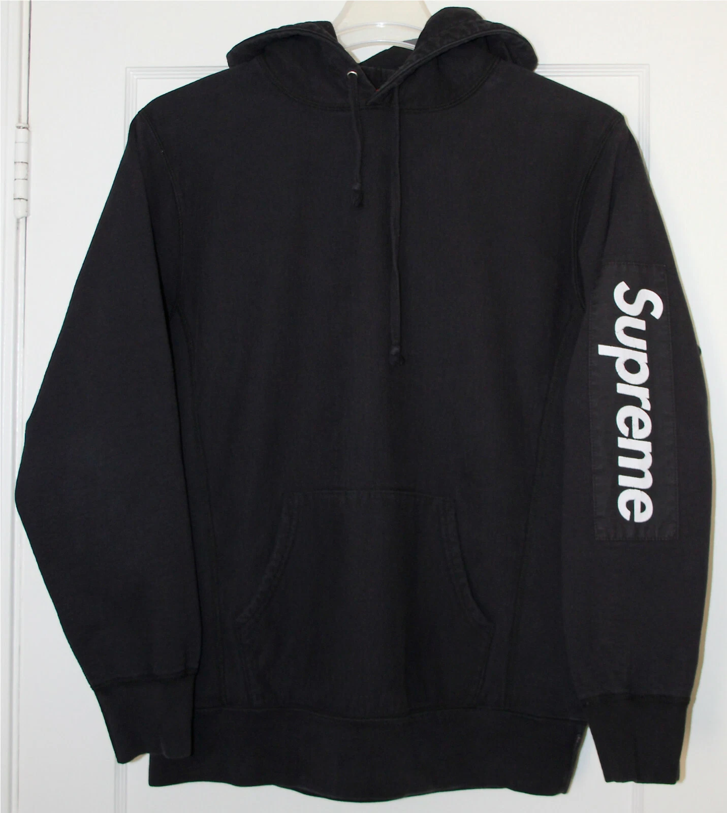 Pull à capuche logo Supreme vintage noir taille grande fabriqué au Canada