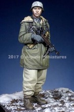 ALPINE MINIATURES 1:35 SET 35235 WWII GERMAN WSS NCO AT KHARKOV 1 FIGURE 