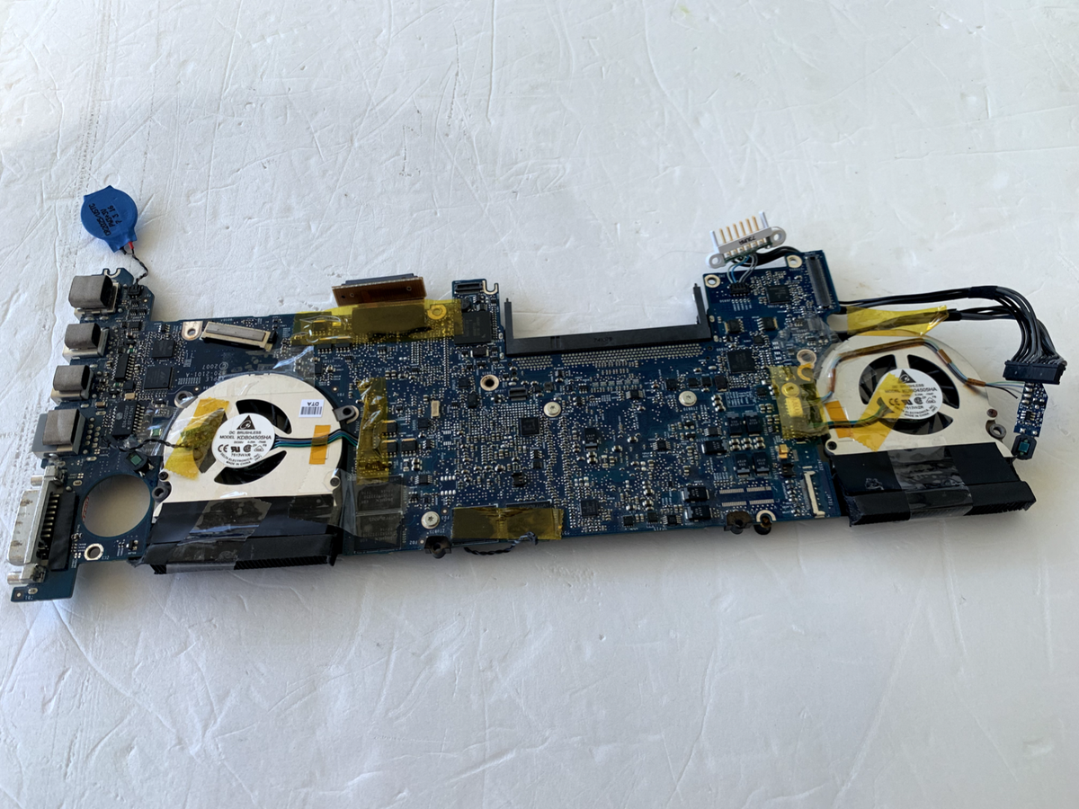 820-2101-A -Apple Macbook Pro 15