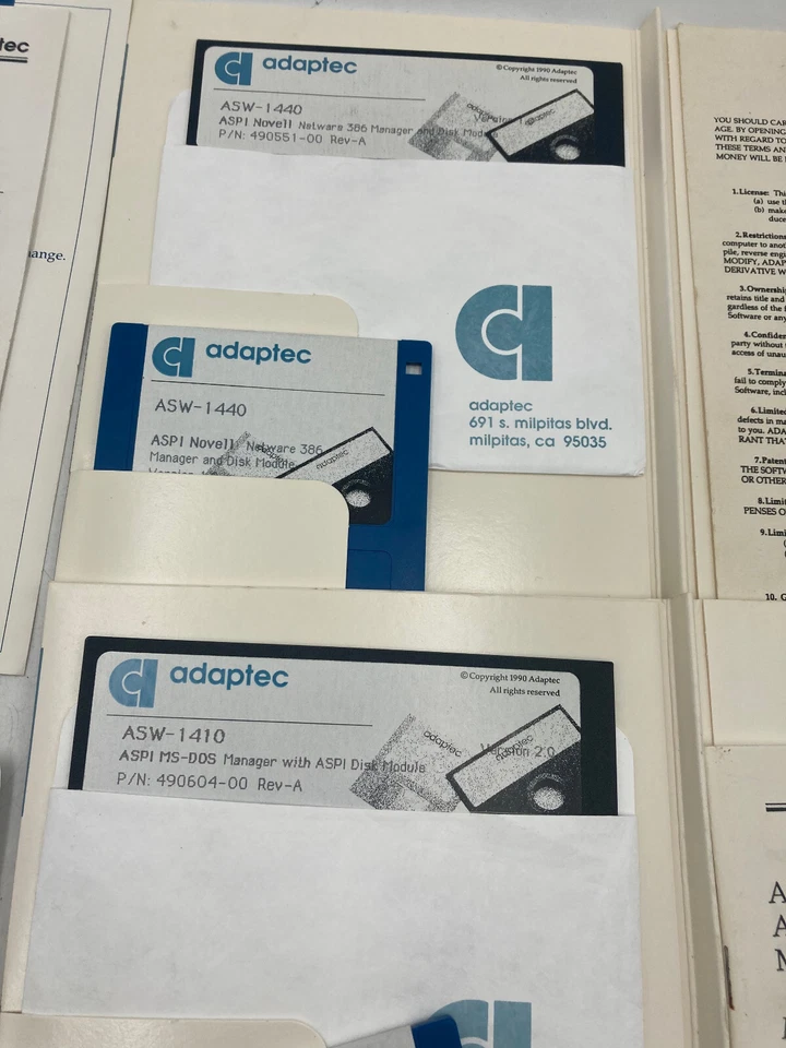 Lot of Adaptec Drivers For DOS SCO UNIX Novell NetWare With Manuals - Image 2 of 4