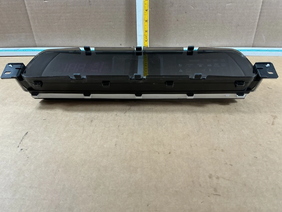 2014 Toyota Prius C спидометр приборной панели 83800-5CN61 OEM - Изображение 2 из 4