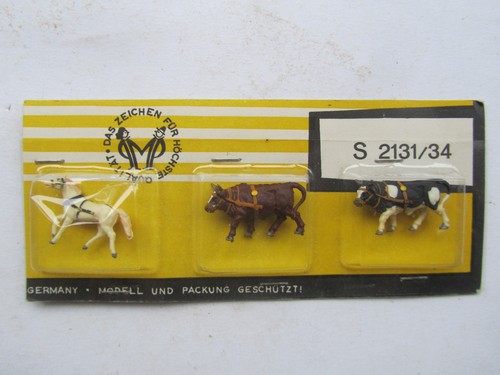 PRECIO S 2131/34 - H0 - Años 60 - PINTADO A MANO - 3 animales de tiro en EMBALAJE ORIGINAL SIN USAR | Zustand: Neu