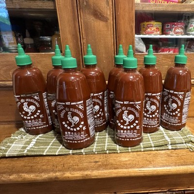 Huy Fong Foods Pre Shortage Sriracha Hot Chili Sauce, 28oz Bottle BBD Sept. 2022