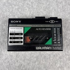 Sony Walkman WM-F18 Portable Cassette Player FM/AM Radio Tested No Battery Cover