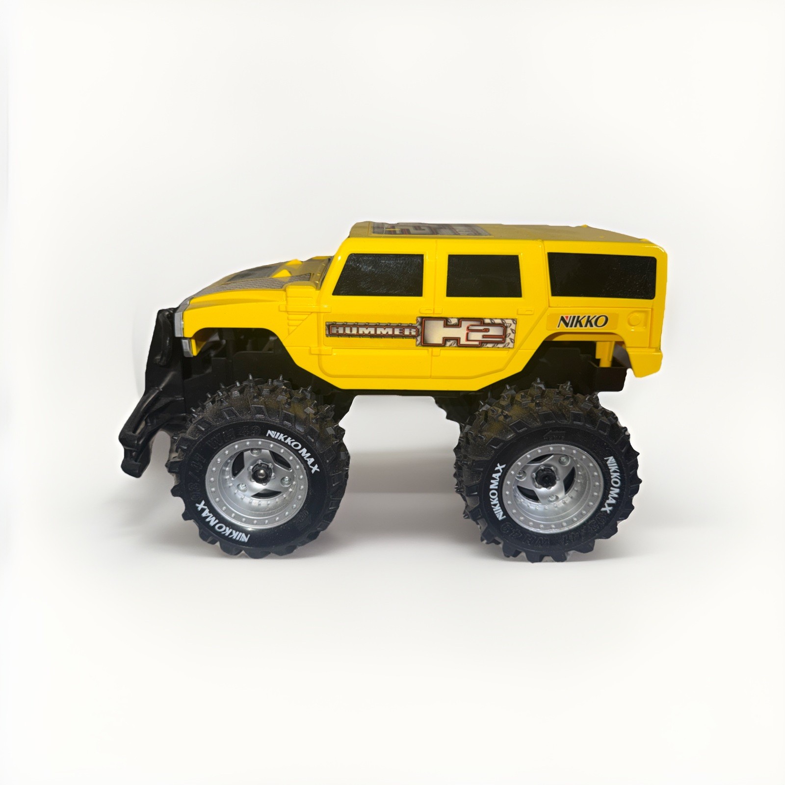 10&rdquo; Radio Controlled 4.8 Volt 2wd Truck . It Works