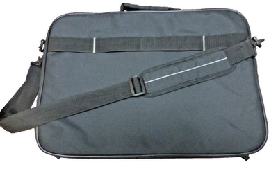 CASE LOGIC Computer Case/ Messenger Bag 18 inch Laptop Black NWT